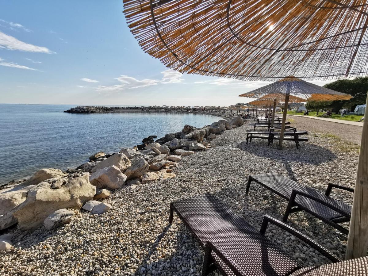 Ivan B&B, 5 Star Superior Room, Near The See And Park Novigrad  ภายนอก รูปภาพ